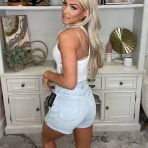 NWT JUDY BLUE LINED DISTRESSED SHORTS